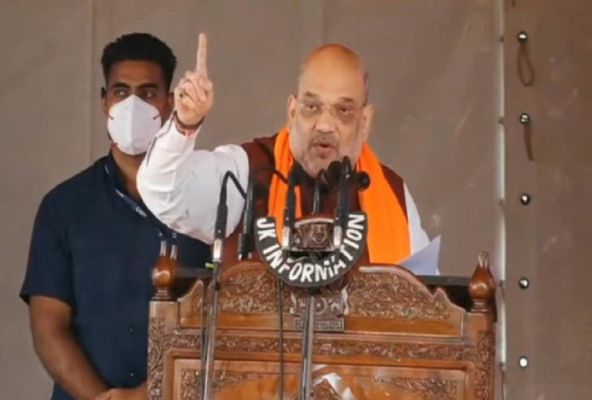 कांग्रेस, महबूबा और फारूक पर शाह का सीधा वार, अब नहीं चलेगी तीन परिवारों की दादागिरी