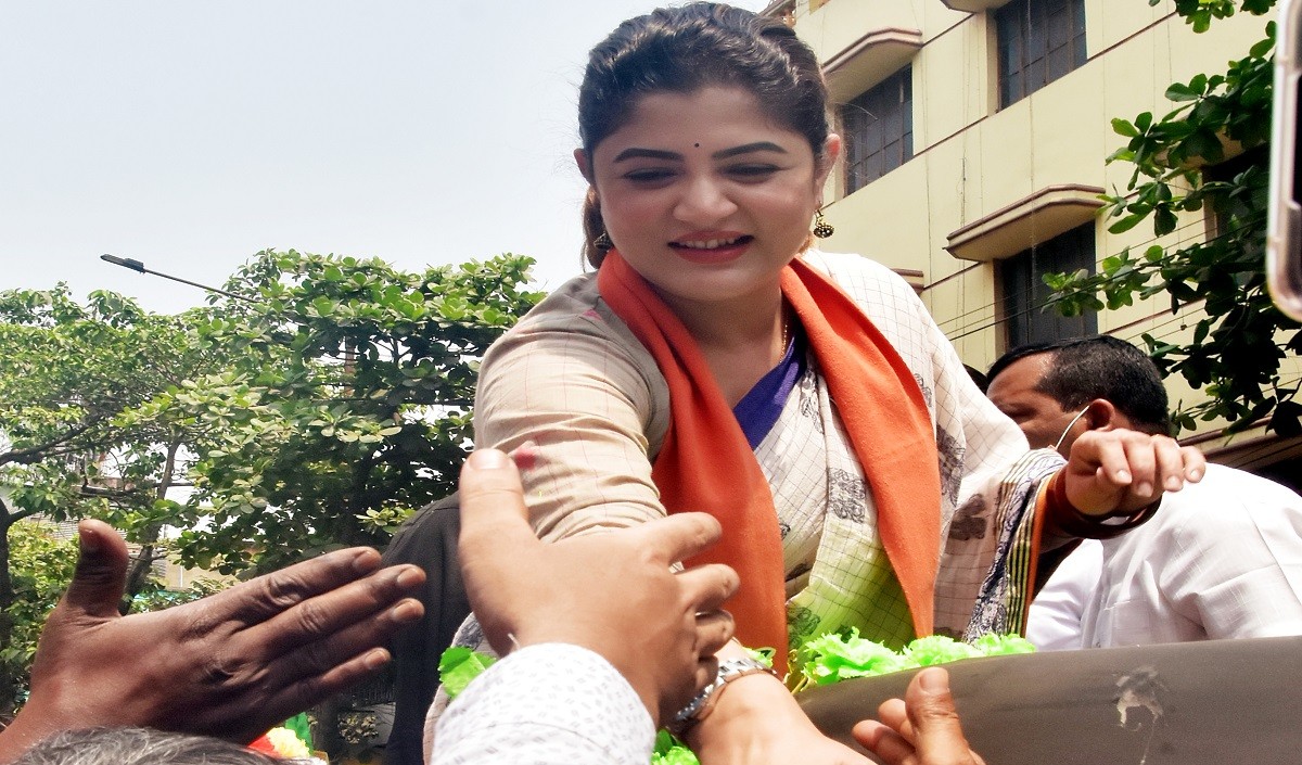 फिल्म अभिनेत्री श्राबंती चटर्जी ने भाजपा को कहा अलविदा, तृणमूल ने खोला अपना दरवाजा !