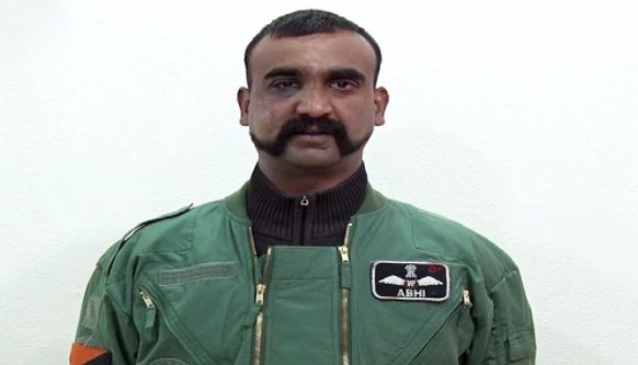 बालाकोट एयर स्‍ट्राइक के हीरो अभिनंदन वर्धमान का हुआ प्रमोशन, ग्रुप कैप्‍टन बनाए गए