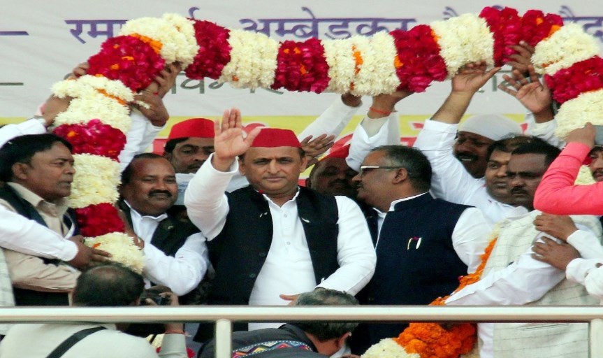अखिलेश यादव बोले, उत्तर प्रदेश की जनता को योगी सरकार नहीं बल्कि योग्य सरकार चाहिए