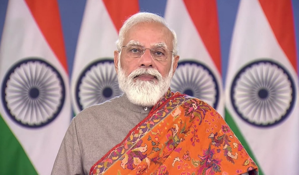 पीएम मोदी ने दी देशवासियों को प्रकाशपर्व की शुभकामनाएं, तीनों कृषि कानूनों को वापस लेने का किया बड़ा एलान 