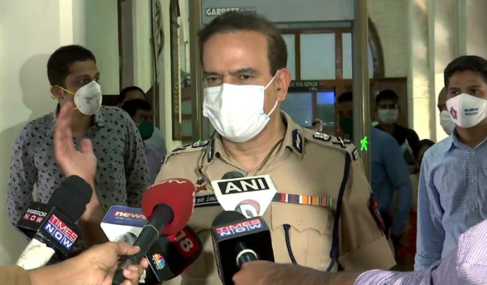 सामने आकर परमबीर सिंह ने उठाया अपने ठिकाने का पर्दा, बोले- जल्द जांच में होऊंगा शामिल