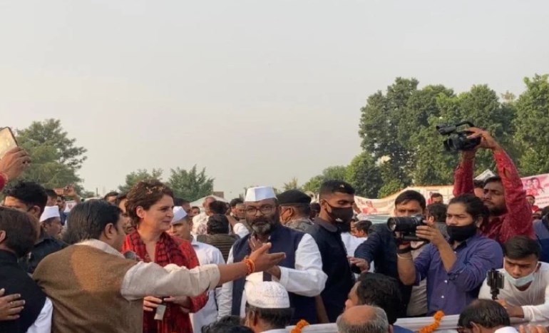 प्रियंका का एलान: कांग्रेस सभी सीटों पर लड़ेगी चुनाव, भाजपा नेतृत्व नहीं करता है आजादी का आदर