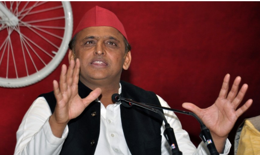समाजवादी पार्टी की सरकार बनने पर सस्‍ती दरों पर बिजली दी जाएगी: अखिलेश यादव