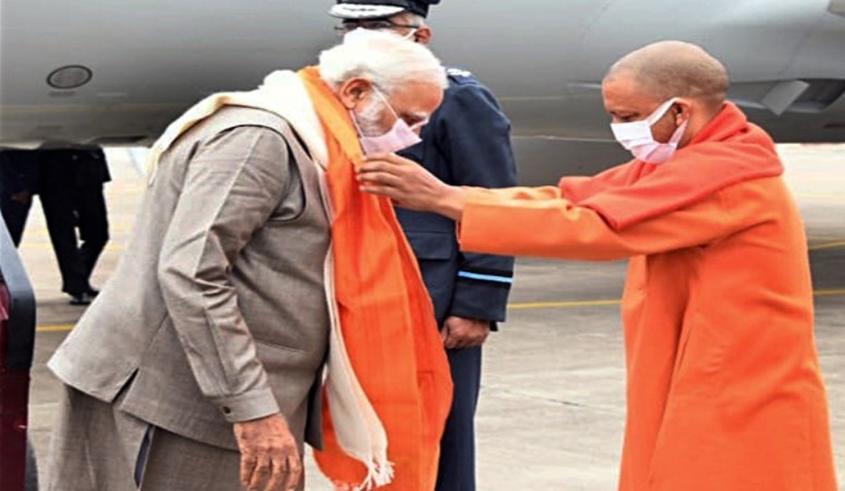अयोध्या और काशी में भव्य निर्माण हो रहा है फिर मथुरा वृंदावन कैसे छूट जाएगा : योगी