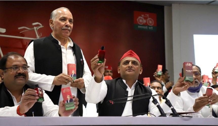 अब समाजवादी इत्र लॉन्च करने वाले Pushpraj Jain के घर IT का छापा
