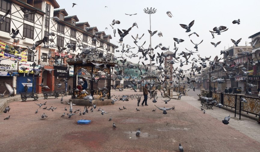 जम्मू के लिए 6 और कश्मीर के लिए एक अतिरिक्त सीट का प्रस्ताव, महबूबा ने भाजपा पर साधा निशाना