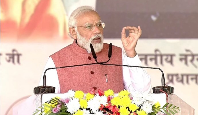 अपनी परंपराओं का विस्तार आज समय की मांग, मोदी बोले- बनारस देश को नई दिशा दे रहा है