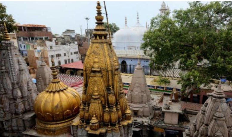 PM मोदी ने काशी में विकास कार्यो का किया लोकार्पण