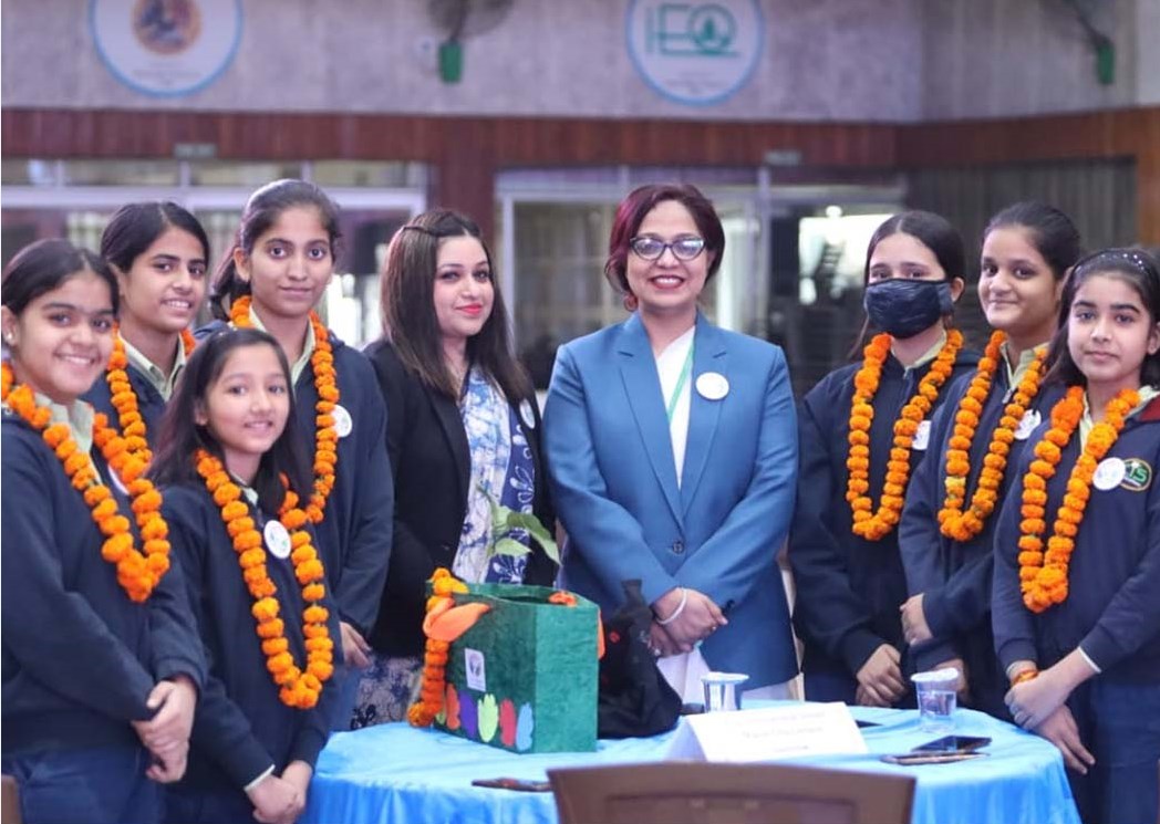 छात्रों में वैश्विक दृष्टिकोण का विकास आज की सर्वोपरि आवश्यकता - डा. जगदीश गाँधी, संस्थापक, सी.एम.एस.
