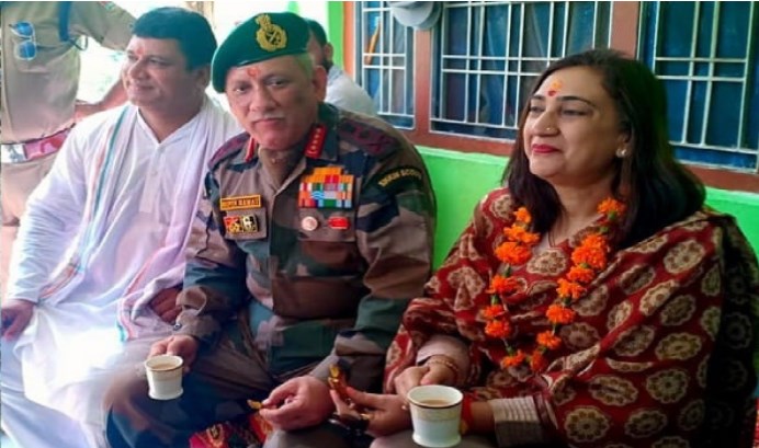 सोहागपुर रियासत की बेटी, AWWA की थीं अध्यक्ष, CDS बिपिन रावत की पत्नी के बारे में जानते हैं आप?