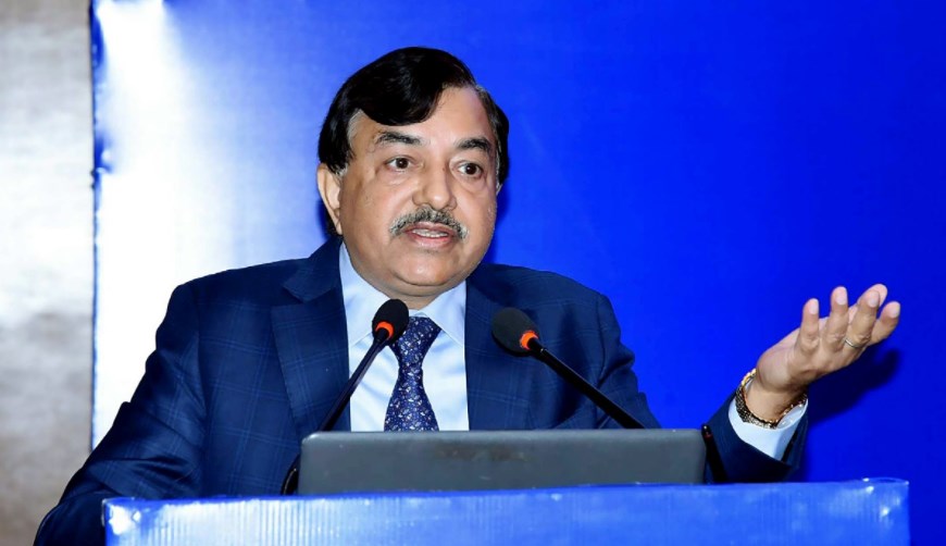 चुनाव टालने के सुझाव पर सुशील चंद्रा ने कहा : अगले हफ्ते के उप्र दौरे के बाद उचित फैसला