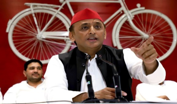 उत्तर प्रदेश में नया युग लाएगी समाजवादी सरकार, युवाओं को देंगे रोजगार: अखिलेश यादव