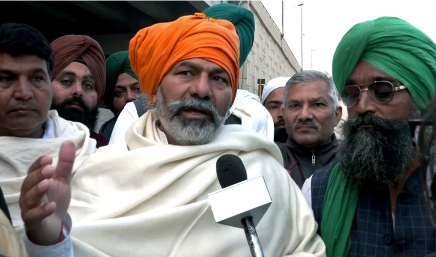 पश्चिमी यूपी में टिकैत के बदले रूख से भाजपा को राहत तो सपा गठबंधन को झटका