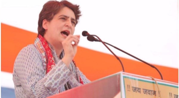 प्रियंका गांधी पहुंचीं गोवा, लेकिन उससे पहले लगा कांग्रेस को बड़ा झटका