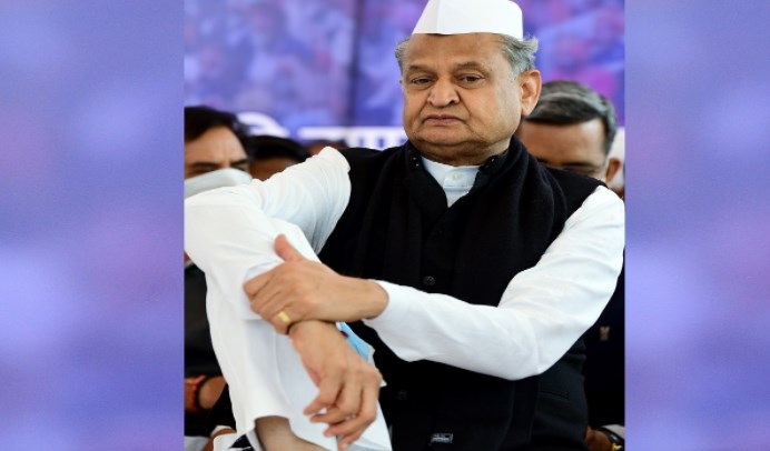 राजस्थान के CM अशोक गहलोत कोरोना पॉजिटिव, ट्वीट कर दी जानकारी