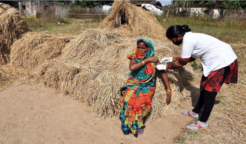 बीबीसी ने कहा- वैक्सीनेशन के टार्गेट से पीछे रह गयी भारत, स्वास्थ्य मंत्रालय ने दिया करारा जवाब