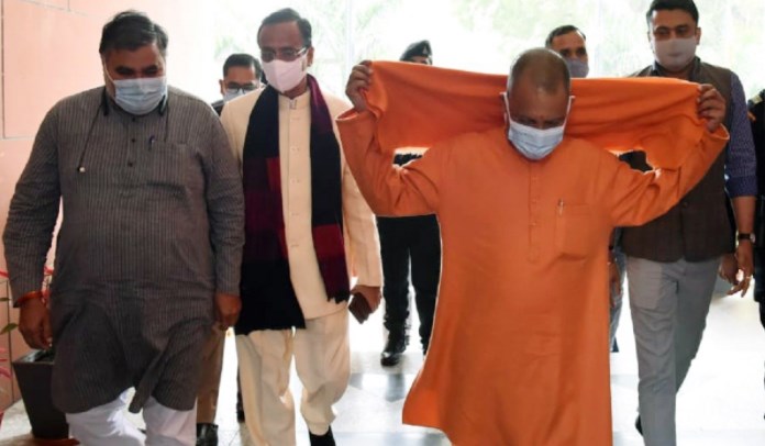 यूपी में रूठों को मनाने में जुटी भाजपा, पहले और दूसरे चरण में बागी और मुसलमान कर सकते हैं परेशान