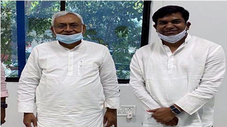 बिहार में भाजपा के सहयोगी यूपी में बिगाड़ सकते हैं उसका खेल, जदयू और मुकेश सहनी ने उतारे अपने उम्मीदवार