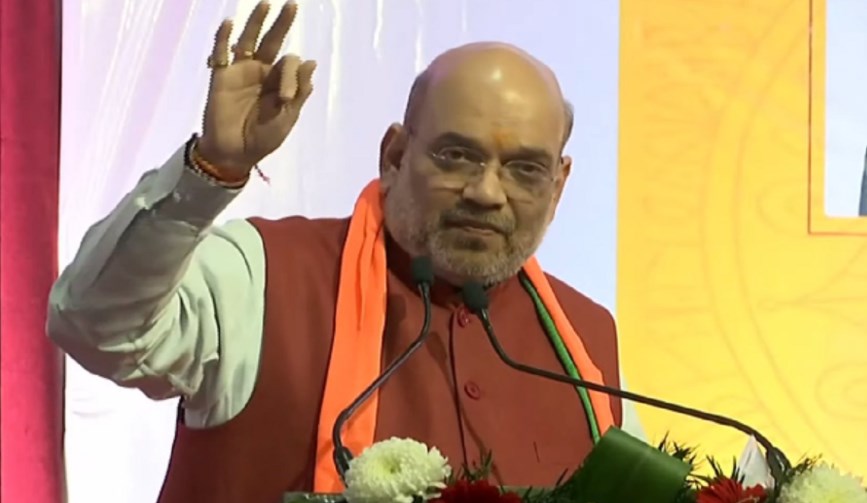 अमित शाह ने राहुल गांधी को बताया मोदी-फोबिया से पीड़ित, कहा- विकास तभी हो सकता है