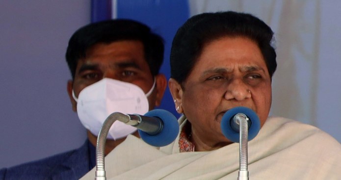 सपा और भाजपा पर बरसीं मायावती, बोलीं- इन पार्टियों को सत्ता में आने से रोकना होगा