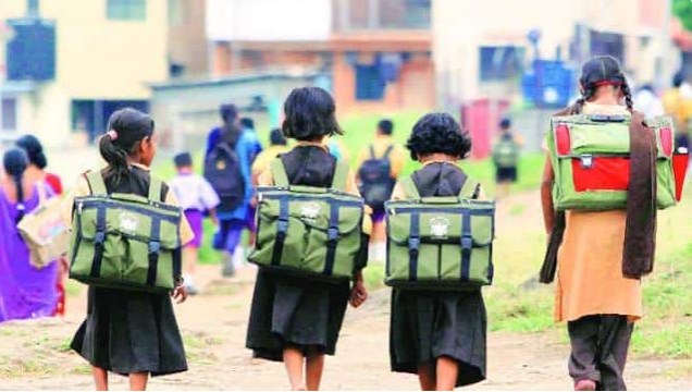 अपर मुख्य सचिव (गृह) ने चरणबद्ध ढंग से स्कूलों को खोलने का मिला  आश्वासन