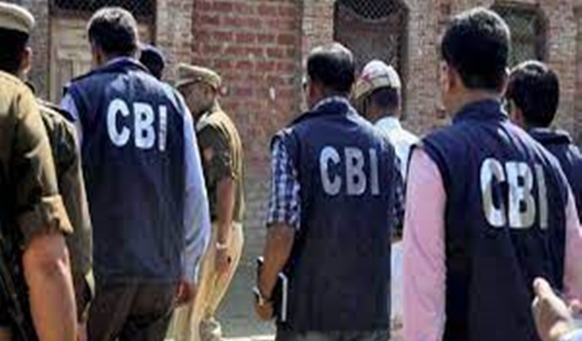 AAP पार्षद को CBI ने रंगे हाथ किया गिरफ्तार, मूंगफली व्यापारी के जरिए लेती थी घूस