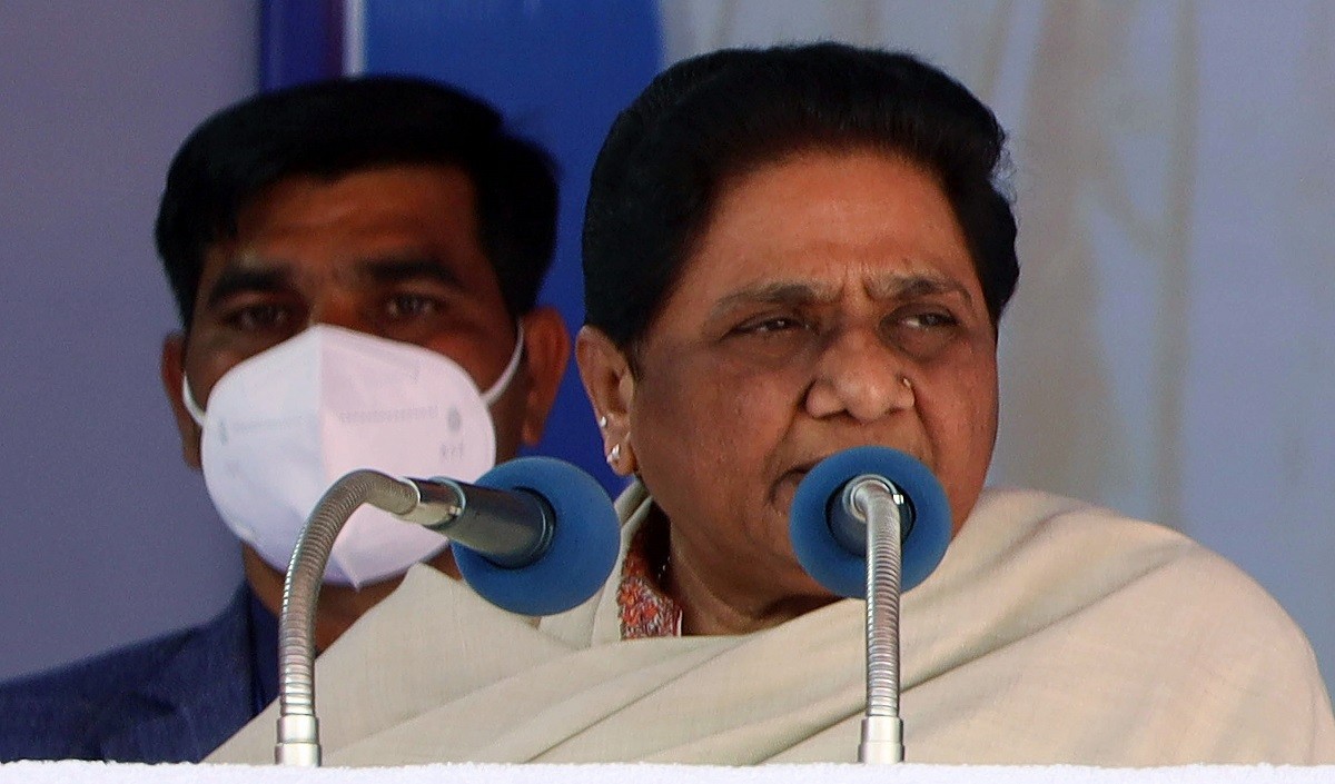 मायावती ने मुख्यमंत्री योगी पर किया प्रहार, बोलीं- हाथी उनकी नींद उड़ाए हुए है