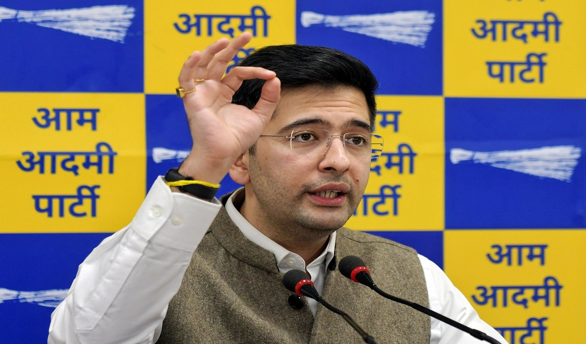 कुमार विश्वास पर राघव चड्ढा का पलटवार, बोले- केजरीवाल को बदनाम करने के लिए चलाया जा रहा प्रोपेगेंडा