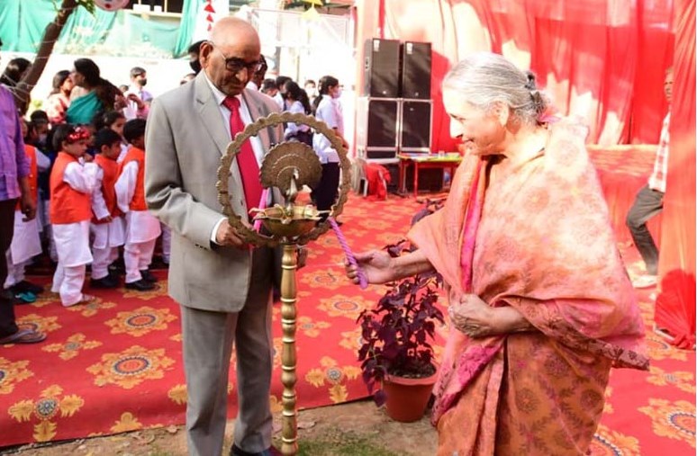 ‘डिवाइन एजुकेशन’ से ही बच्चों का सर्वांगीण विकास संभव है- डा. जगदीश गाँधी, 