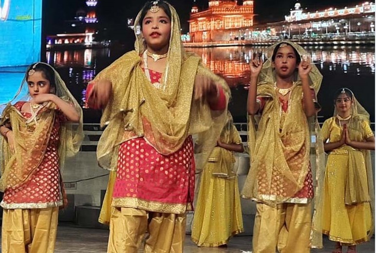 अभूतपूर्व प्रतिभा प्रदर्शन से अभिभावकों का दिल जीता सी.एम.एस. छात्रों ने