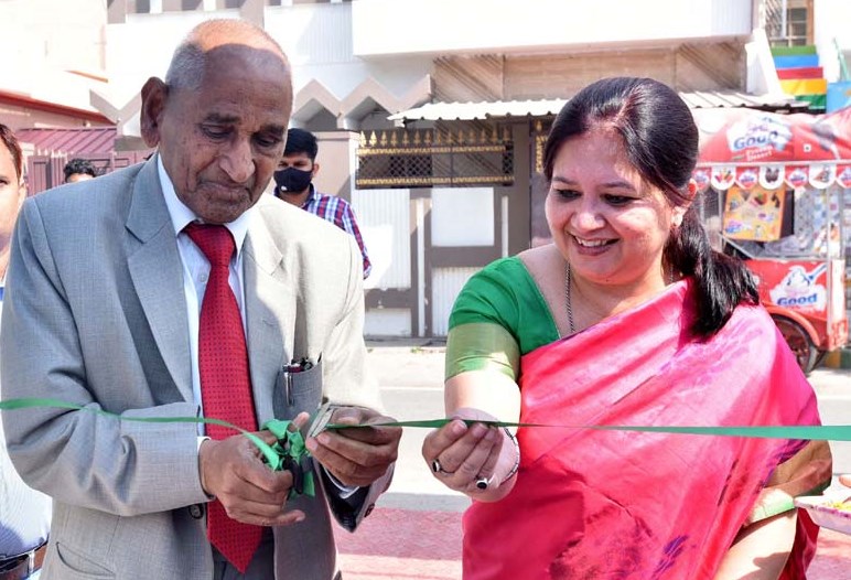 सीएमएस आनन्द नगर द्वारा आयोजित ‘वार्षिक समारोह’में हर्षोल्लास से खिले बच्चों के चेहरे