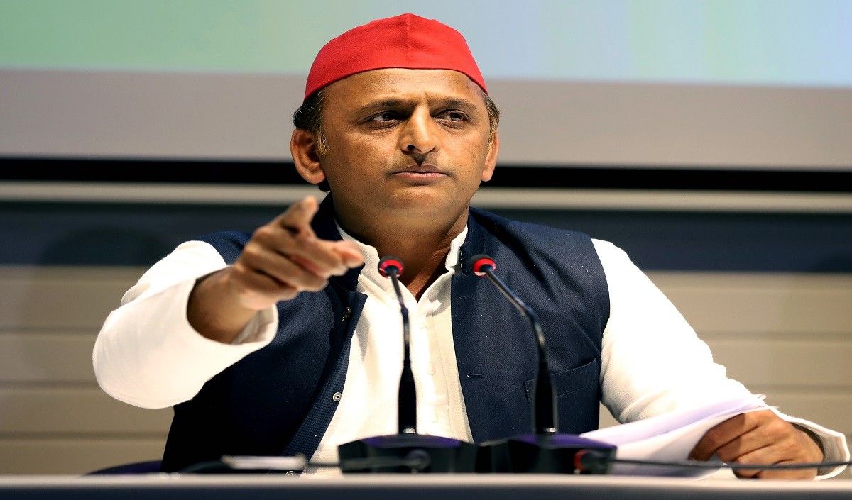 UP चुनाव: पोस्टल बैलेट में 304 सीटों पर हुई सपा-गठबंधन की जीत, अखिलेश ने उठाया बड़ा सवाल