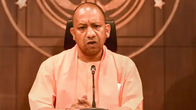 आदर्श गांव के रूप में विकसित होगी बांग्लादेशी हिन्दुओं की बस्ती, सीएम योगी ने दिया आदेश 