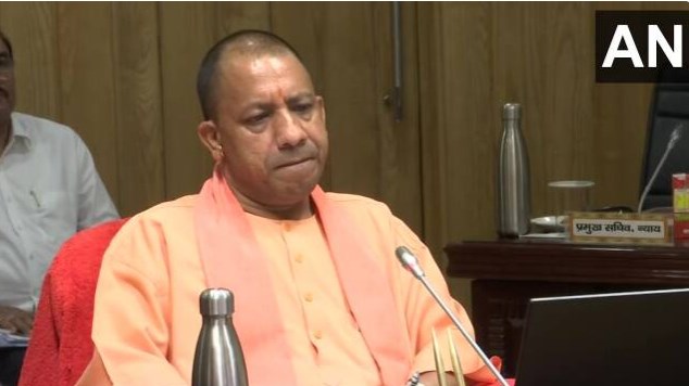कमांडो ट्रेनिंग सेंटर और अयोध्या में STF यूनिट बनाने में तेजी लाएं अफसर: सीएम योगी