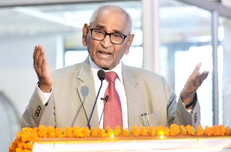 न्यायाधीशों के अन्तर्राष्ट्रीय सम्मेलन में ‘विश्व संसद’ की जोरदार आवाज बुलंद की डा. जगदीश गाँधी ने