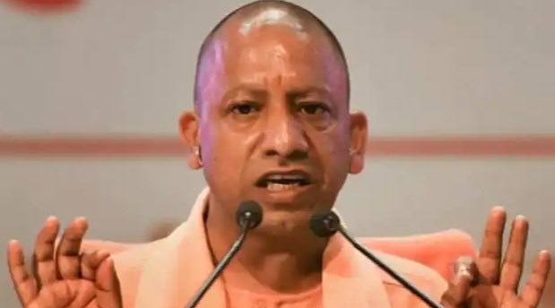 थाने-तहसील में फरियादियों को दौड़ाया तो होगी कार्रवाई, जनता दर्शन में सीएम योगी की दो टूक