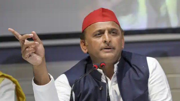अखिलेश यादव की एक और कार्रवाई, भाजपा का समर्थन करने पर चार ब्लॉक प्रमुखों को पार्टी से निकाला