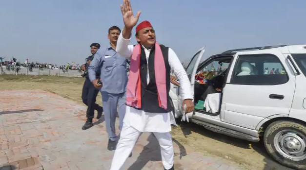सपा की हार का कौन है असली जिम्मेदार? मैनपुरी में अखिलेश को बताई गई विभीषण वाली बात