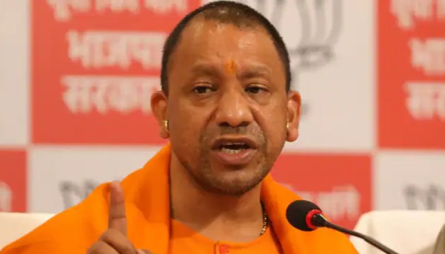 यूपी में इन कर्मचारियों को मनचाहे जिलों में मिलेगी तैनाती, जल्‍द नई तबादला नीति लाएगी योगी सरकार 