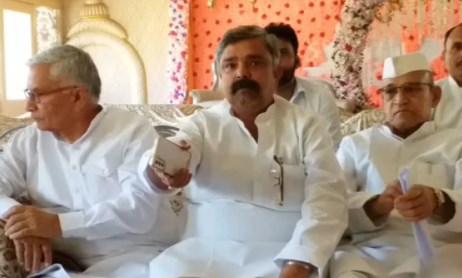 MLC चुनाव 2022: रालोद-सपा नेताओं का आरोप, बुल्डोजर दिखाकर जनप्रतनिधियों को डरा रही भाजपा