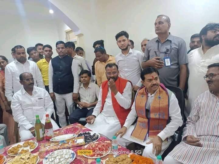 राजस्व विभाग की टीम ने पूर्व विधायक रोशन लाल वर्मा की संपत्ति की शुरू की जांच