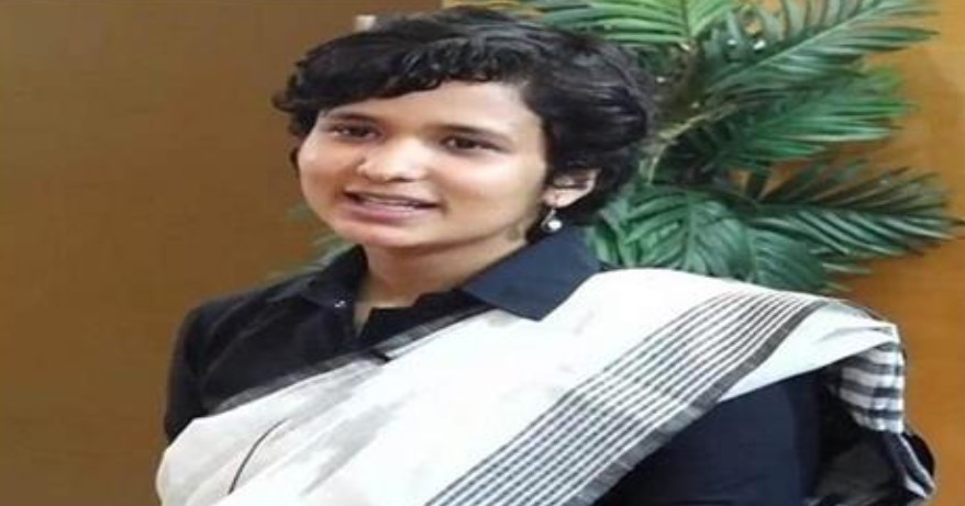 UPSC 2021 का रिजल्ट घोषित, यूपी की बेटी श्रुति शर्मा ने किया टॉप