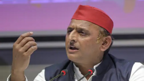 अखिलेश का आरोप, जाति और धर्म के आधार कर काम कर रही यूपी सरकार