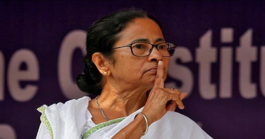 बंगाल में ममता सरकार का बड़ा फैसला, राज्य विश्वविद्यालयों में अब राज्यपाल की जगह मुख्यमंत्री होंगी चांसलर