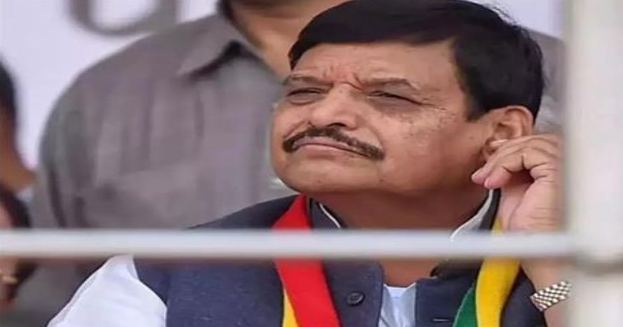 सपा विधायकों संग नहीं बैठना चाहते शिवपाल यादव, विधानसभा अध्‍यक्ष से किया जगह बदलने का आग्रह