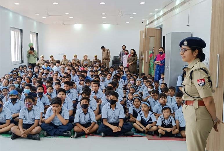 Police, My Friend campaign by  Police Officers at CMS Golf City Campus