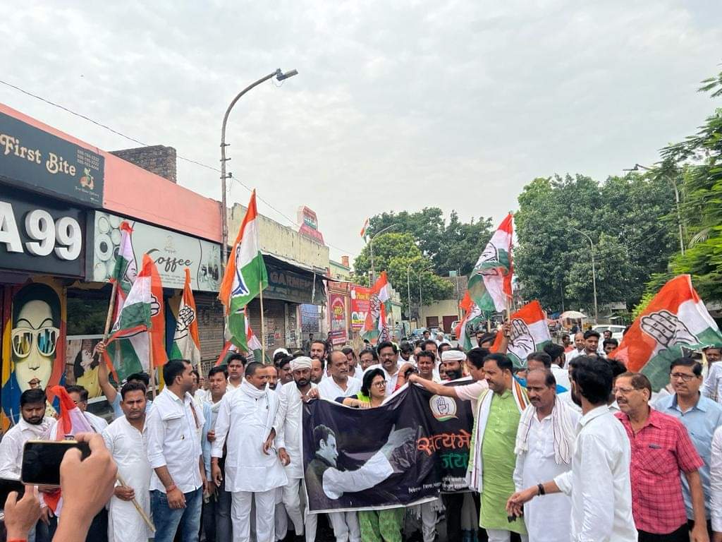 पहले अंग्रेजो से लड़े थे अब देश के चोरों से लड़ेंगे:कांग्रेस जिलाध्यक्ष रजनीश गुप्तामुन्ना