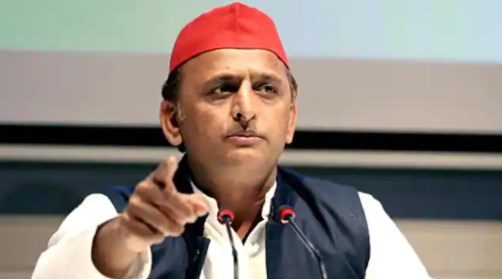 जन्मदिन पर अखिलेश यादव ने भाजपा को याद दिलाया युवाओं को लैपटॉप देने का वादा 