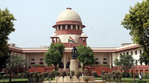 चुनाव से पहले मुफ्तखोरी पर सख्त सुप्रीम कोर्ट, केंद्र से कहा- रेवड़ी कल्चर पर काबू करो